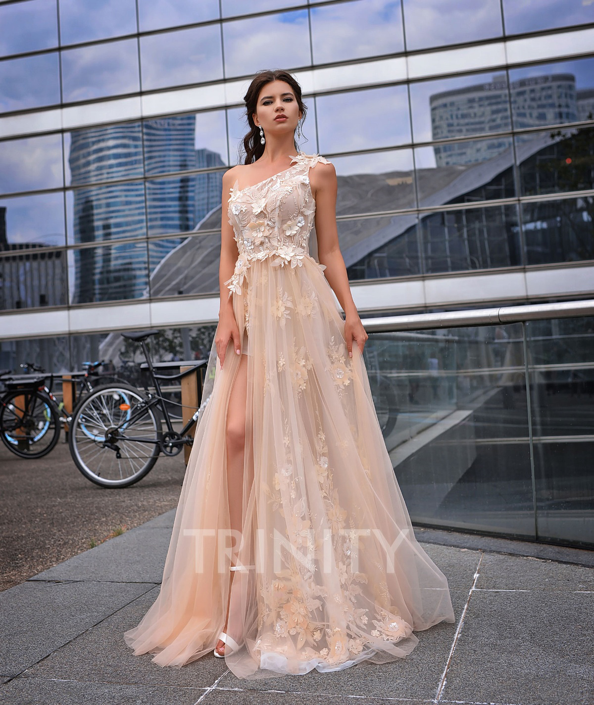 Vogue Champagne One… - image