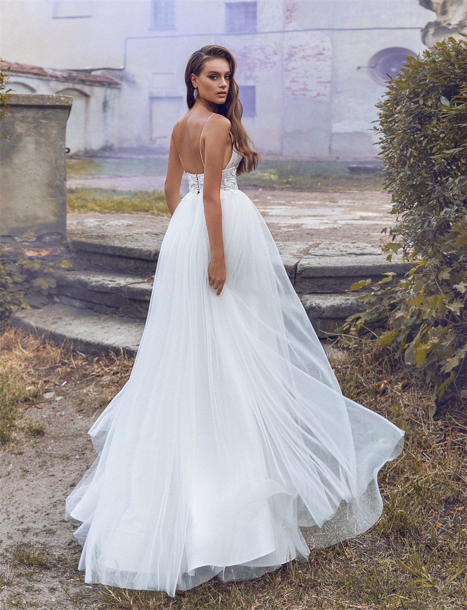simple a line wedding dresses spaghetti straps backless appliqued wedding dress court train custom made sexy bridal gowns
