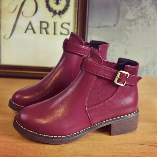2019 Large size foreign trade Martin female metal belt buckle female ankle boots casual with warm boots women's boots, Black
2019 Large size foreign trade Martin female metal belt buckle female ankle boots casual with warm boots women's boots, Black