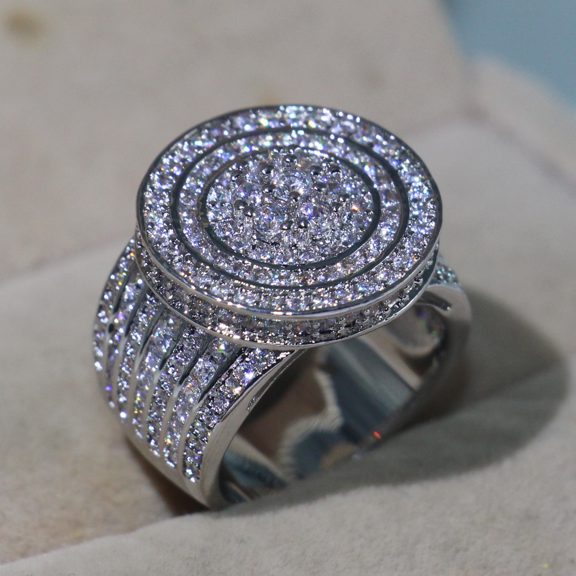 Luxury Jewelry 925 Sterling Silver Full White Sapphire Pave CZ Diamond Eternity Promise Women Wedding Engagement Finger Ring for Lover Gift