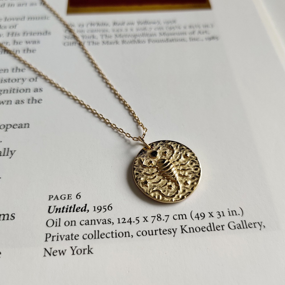 1pc Authentic 925 Sterling silver igure coin Golds Baroque constellation Coin Pendant necklace personality Fine Jewelry TLx391
1pc Authentic 925 Sterling silver igure coin Golds Baroque constellation Coin Pendant necklace personality Fine Jewelry TLx391