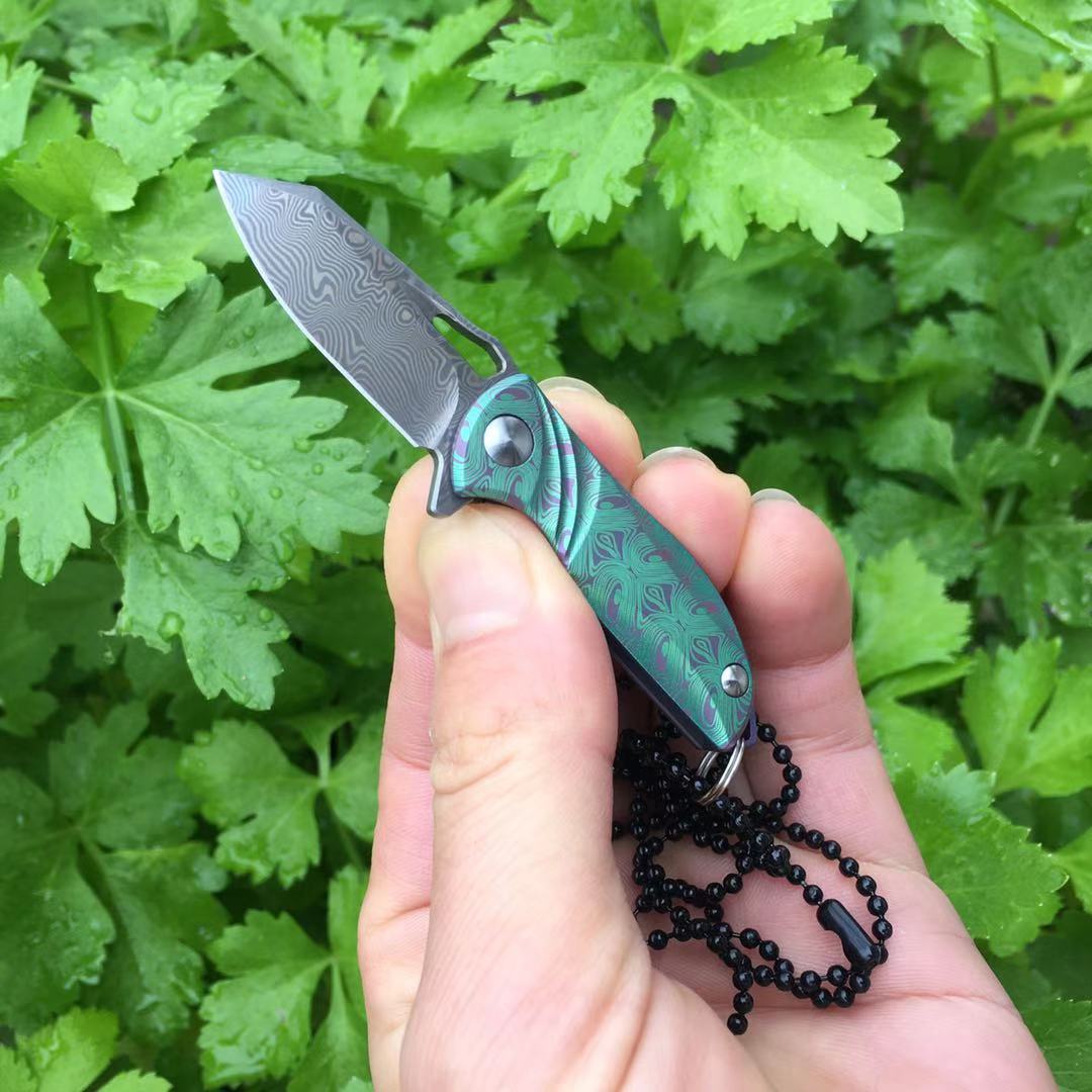 FK-84 Damascus Steel Folding Pocket Knife Colored TC4 Titanium Alloy Handle Ball Bearing Quick Opening Camping Knife for Survival
FK-84 Damascus Steel Folding Pocket Knife Colored TC4 Titanium Alloy Handle Ball Bearing Quick Opening Camping Knife for Survival