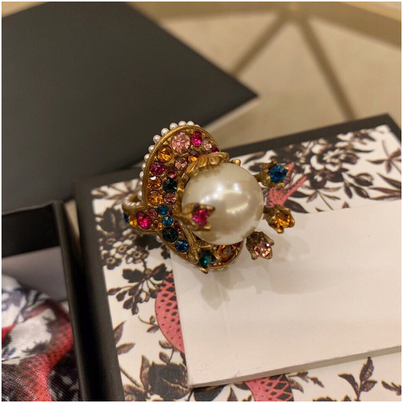 Titanium Steel Flower gg Ring for Women Luxury Designer Jewelry Men Rings Luxury Designer Jewelry for Women with Stamp Free Shipping
Titanium Steel Flower gg Ring for Women Luxury Designer Jewelry Men Rings Luxury Designer Jewelry for Women with Stamp Free Shipping
