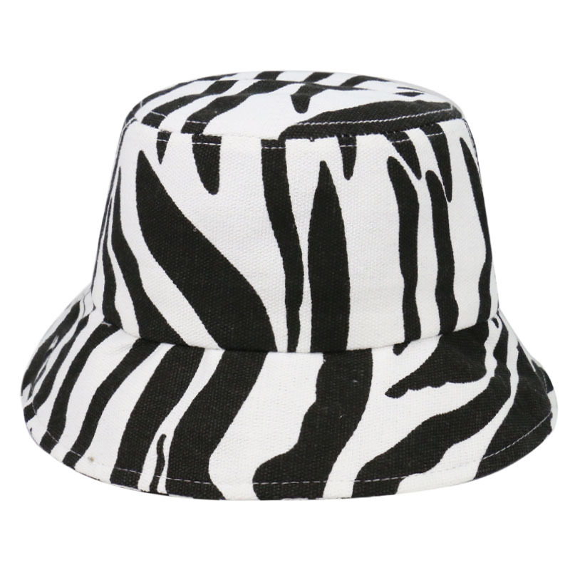 Cute 2020 New Black And White Striped Big Brim Foldable Fisherman Sun Hat Unisex Outdoor Bucket Cap Hats For Women Bonnet
Cute 2020 New Black And White Striped Big Brim Foldable Fisherman Sun Hat Unisex Outdoor Bucket Cap Hats For Women Bonnet