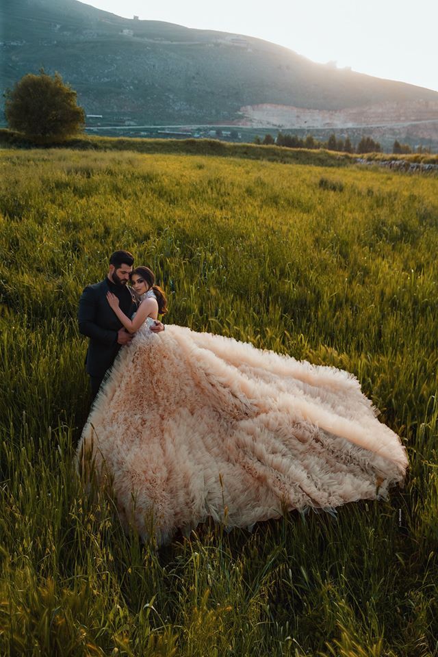 Vintage Sequines Ball Gown Wedding Dresses Luxury Tiered Ruffles High Collar Long Sleeve Bridal Gowns Backless Garden Wedding Dress