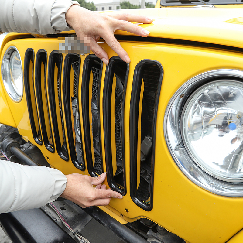Black ABS Front Grille Inserts Trim Front Grill Slots For Jeep Wrangler TJ 1997-2006 Second Generati