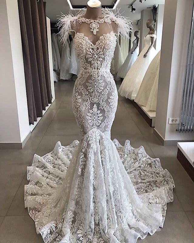 2019 Lace Wedding Dresses With Feather Slim Fit Appliqued Pearls Court Train Mermaid Wedding Dress Custom Made Plus Size Country Bridal Gown