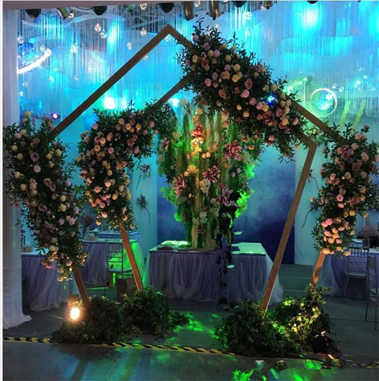 2020 Wedding Wrought Iron Backdrop Stand Geometry Pentagon Road Lead Metal Arch Flowers Shelf For Wedding Party Decoration