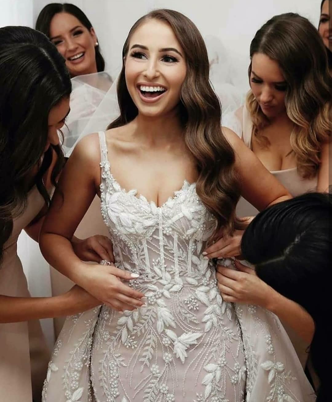 2020 Spaghetti Mermaid Wedding Dresses with Detachable Train Lace Appliques Fish Bone Top robes de mariée Backless Sexy Bridal Wedding Gowns