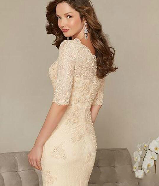 Elegant Champagne Mother of the Bride Dresses 2019 Mermaid V Neck Lace Formal Evening Dresses With Beaded Half Sleeve Long Party Gowns