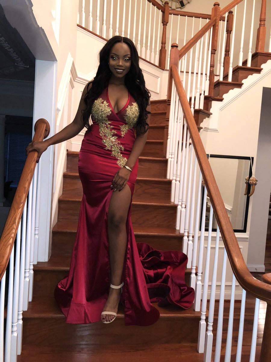 Mermaid Backless Bury Prom Dresses Halter Deep V Neck Beaded Appliqued Formal Dress Sweep Train Satin Side Split Evening Gowns