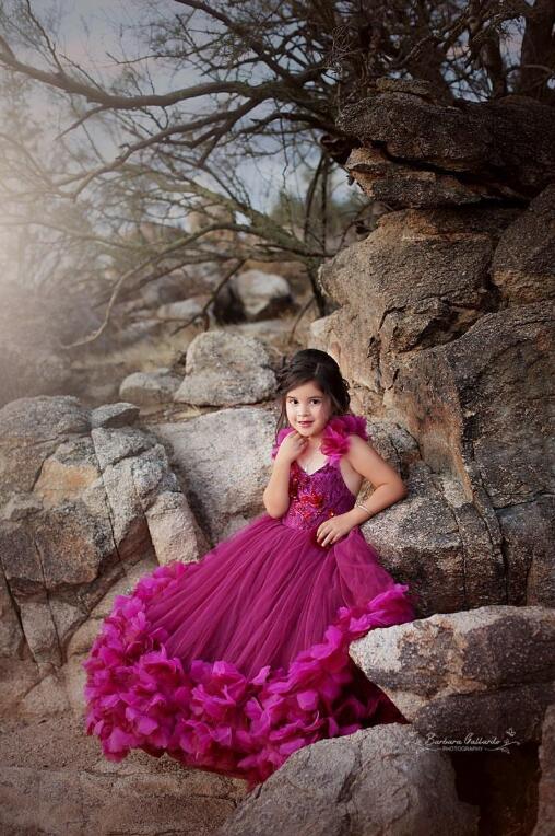 Fuchsia Flower Girl Dresses Lace Beaded V Neck Handmade Flowers Ball Gown Little Kids Birthday Party Wear Cute Girls Pageant Dress
