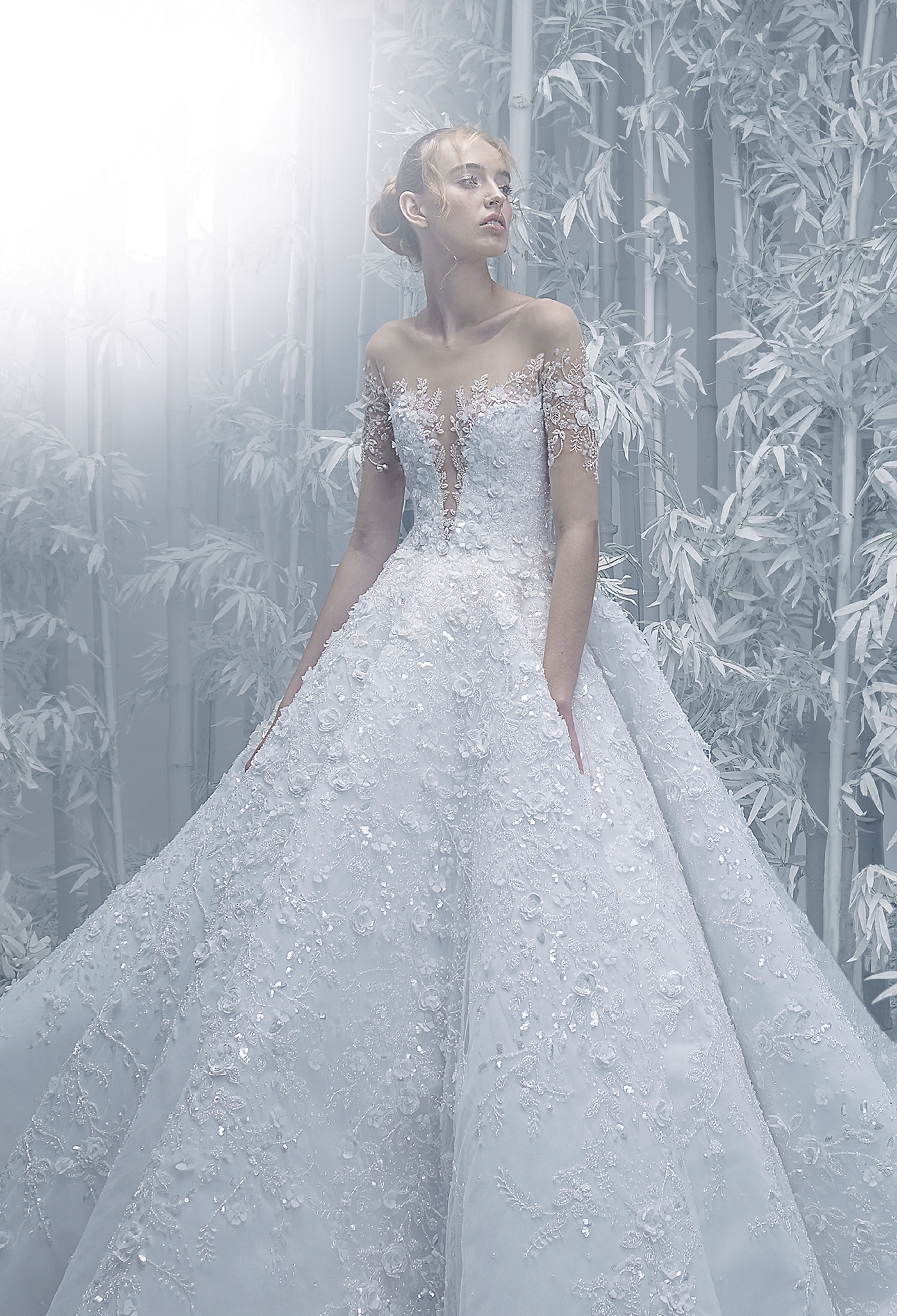 Michael Cinco 2019 Luxury Wedding Dresses Sheer Jewel Neck Lace 3D Floral Appliqued Bead Bridal Gowns Court Train Short Sleeve Wedding Dress
