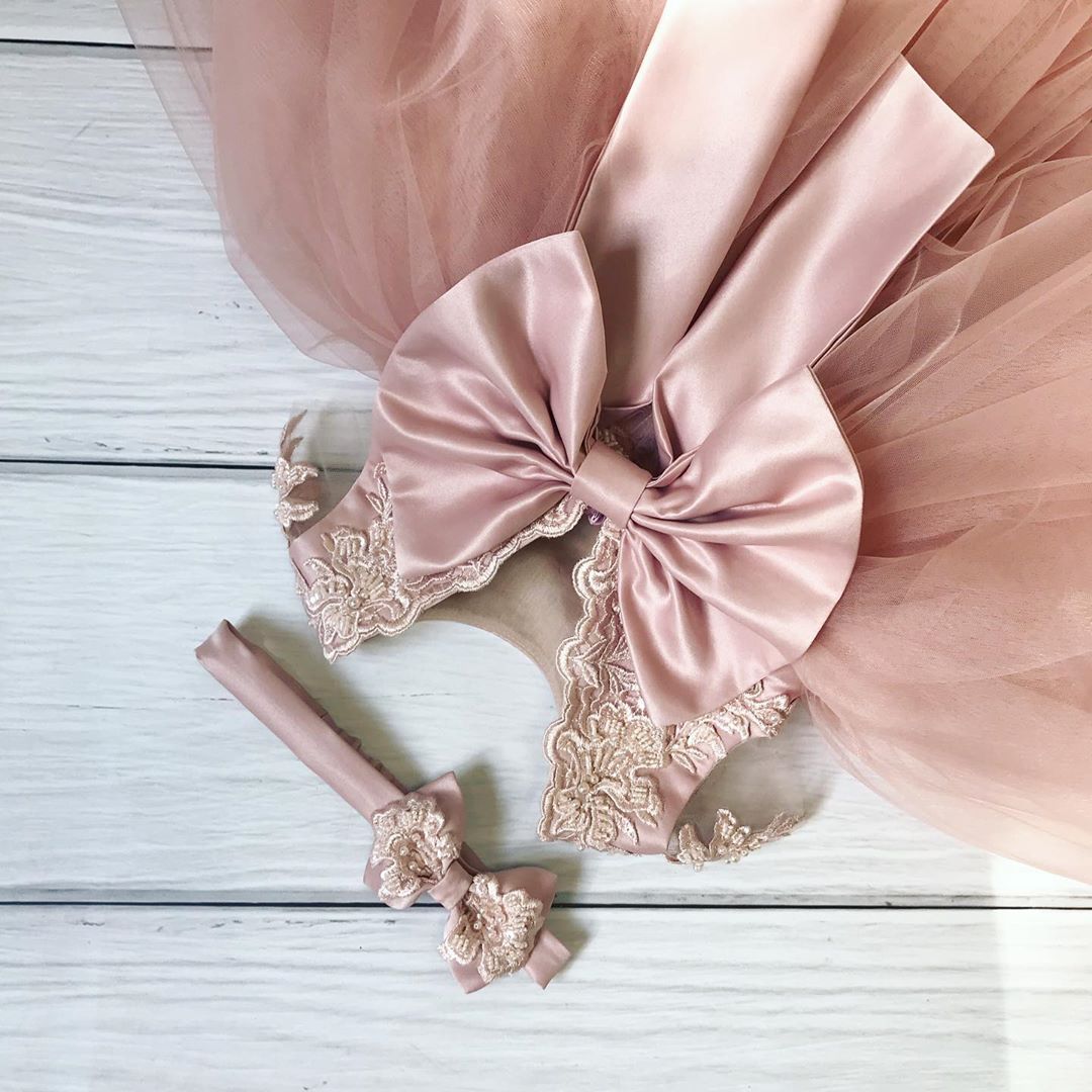 Blush Pink Lace Beaded wer Cap Sleeves Little Girl Wedding Dresses for Communion Pageant 2025