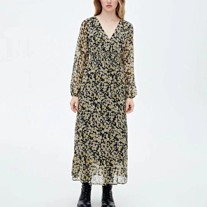 2020 women dress yellow chrysanthemum printed see-through long sleeves pleated chic lady maxi long female woman dresses, Floral
2020 women dress yellow chrysanthemum printed see-through long sleeves pleated chic lady maxi long female woman dresses, Floral