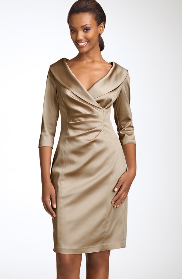 Satin V Neck Mother Of Bride Dresses Slim Fit 3/4 Long Sleeve Women Clothes Knee Length Women Formal Prom Gowns