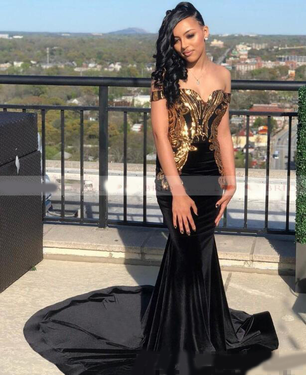 Elegant Black Gold Metal Appliqued Mermaid Prom Dresses Off The Shoulder Black Girls Formal Party Evening Gowns
