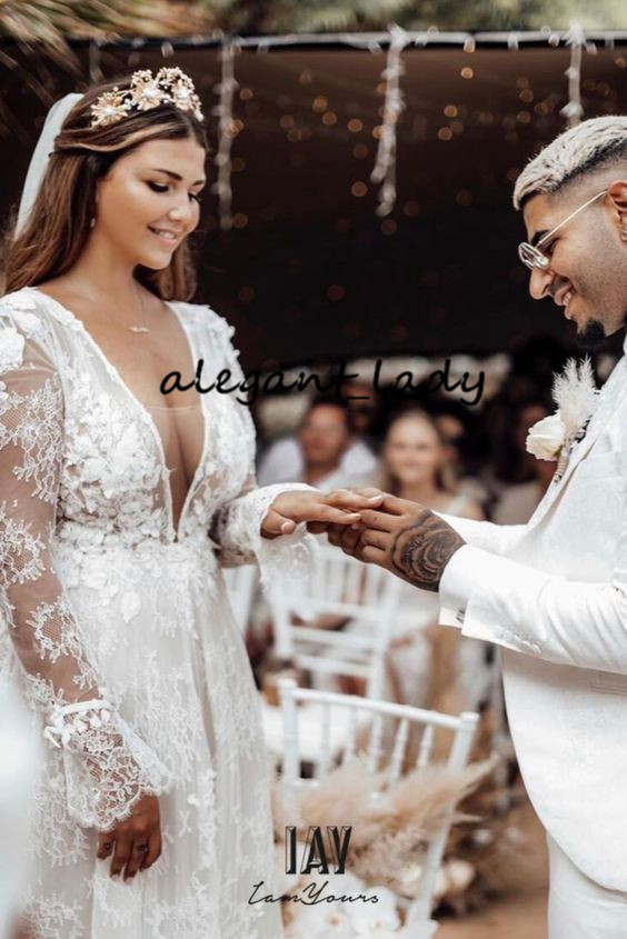 Berta Long Sleeve 2020 Wedding Dresses 3D Floral Full Lace Plus Size V-neck Backless Outdoor Bohemian Garden Country Wedding Gown