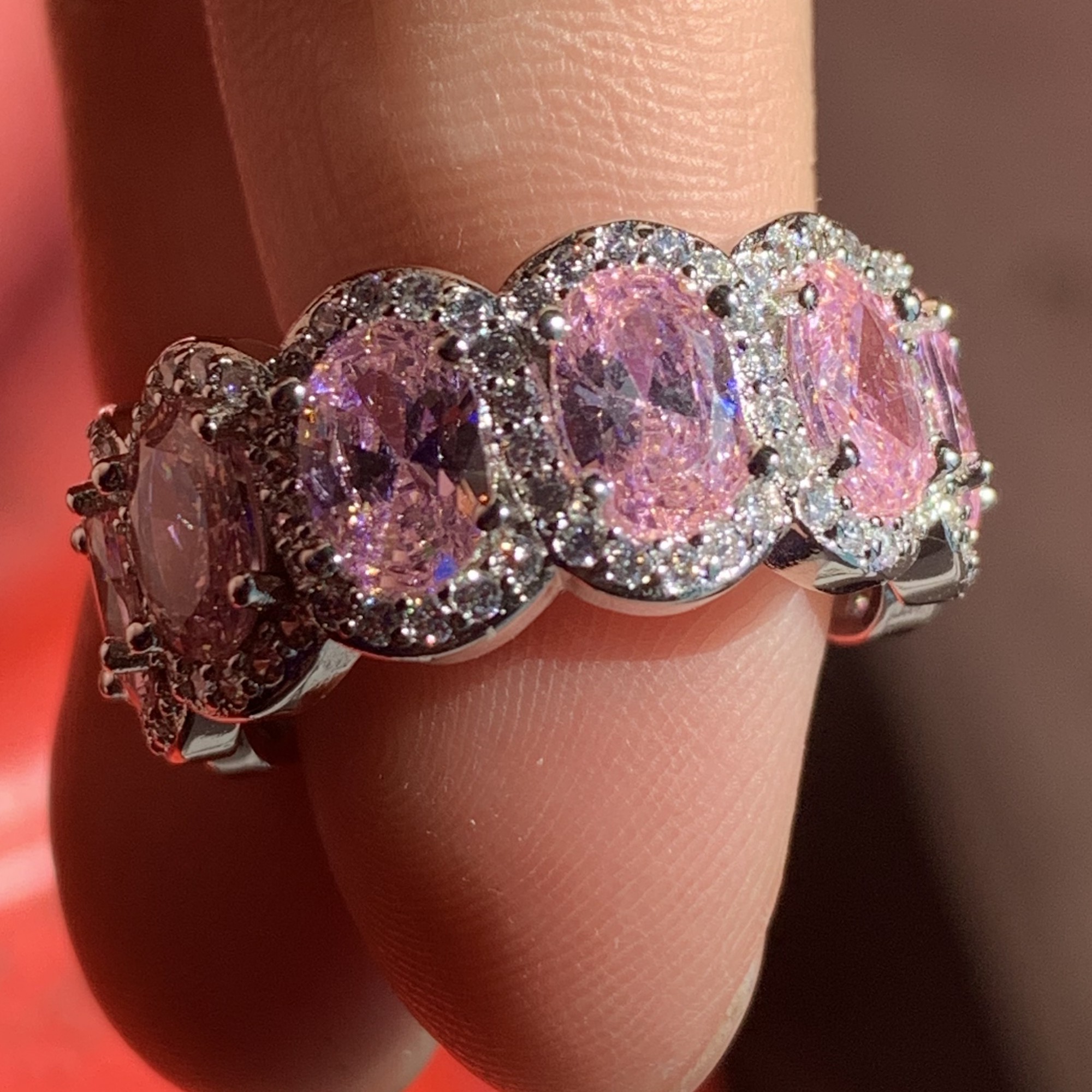 Super Deal Top Selling Stunning Lovers Jewelry 925 Sterling Silver Oval Cut Pink Topaz CZ Diamond Eternity Wedding Band Ring fpr Women Gift