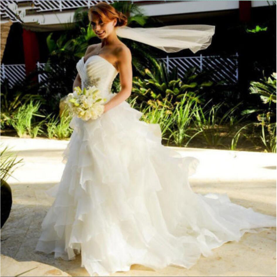 Elegant Beach Boho Wedding Dresses Ruffles Organza Sweetheart Neck Country Bridal Gowns With Crystal Sash A Line Wedding Gowns