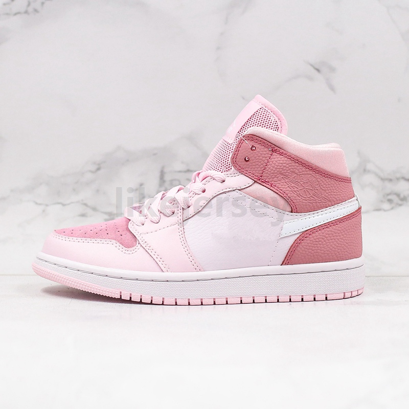 2020 New 1 Digital Pink WMNS Mid Basketball Shoes Designer 1s Women Trainers Sports Sneakers Size 36-40
2020 New 1 Digital Pink WMNS Mid Basketball Shoes Designer 1s Women Trainers Sports Sneakers Size 36-40