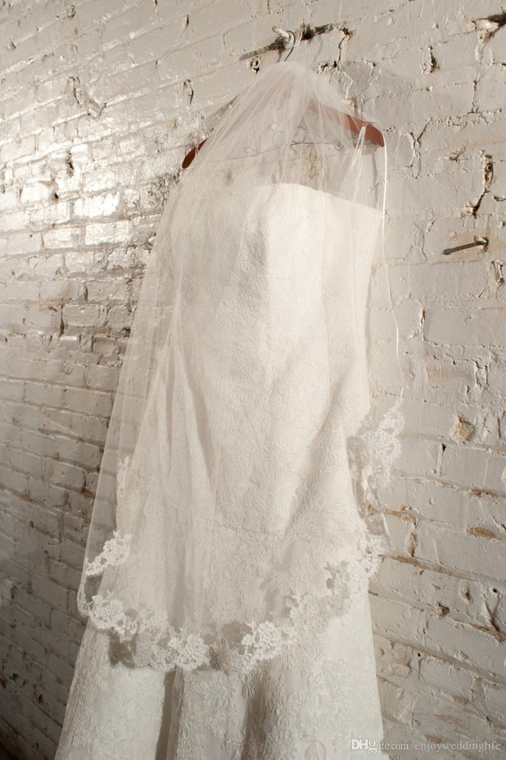 Cheap Short 1M One Layer Bridal Wedding Veils with Comb White/Ivory Appliqued Bridal Veils Free Shipping CPA815