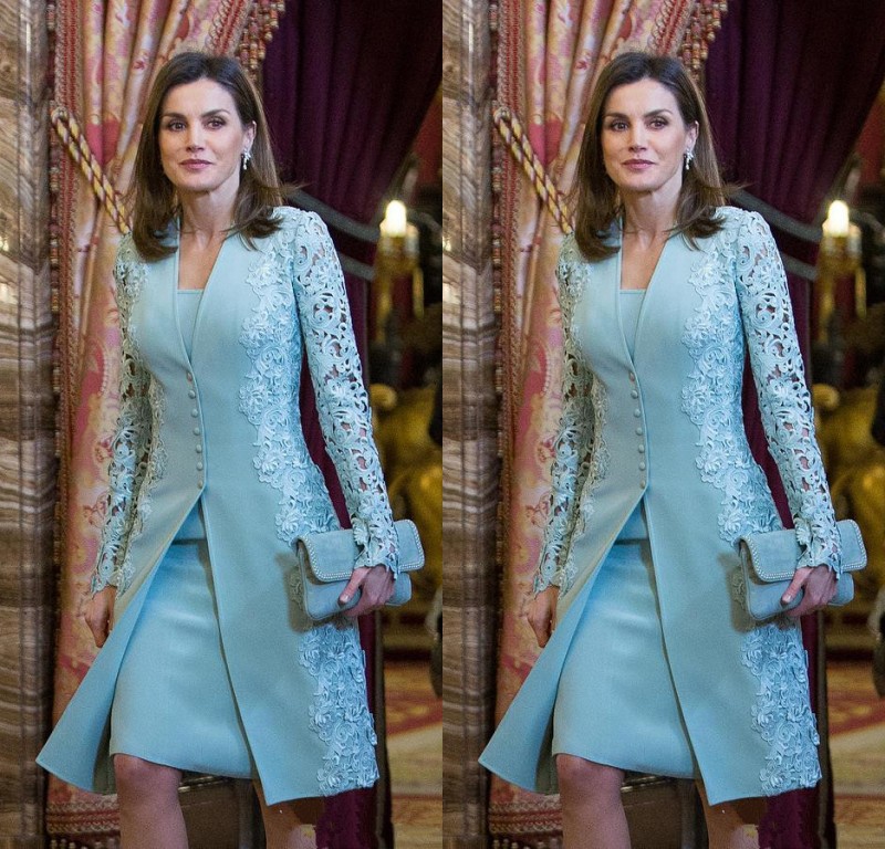 Elegant Mother Of Bride Dresses Suits Short Two Piece Blue Long Sleeve Groom Mother Dress For Wedding, Black;red
Elegant Mother Of Bride Dresses Suits Short Two Piece Blue Long Sleeve Groom Mother Dress For Wedding, Black;red