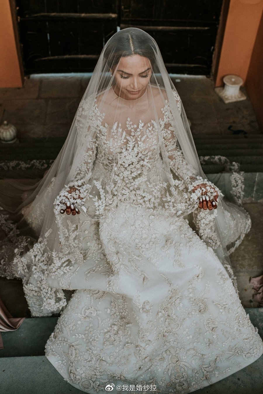 Embroidery High Low Wedding Dresses Bridal Gowns Lace Beads A Line Robe De Mariee Custom Made Jewel Neck Long Sleeve Wedding Gowns