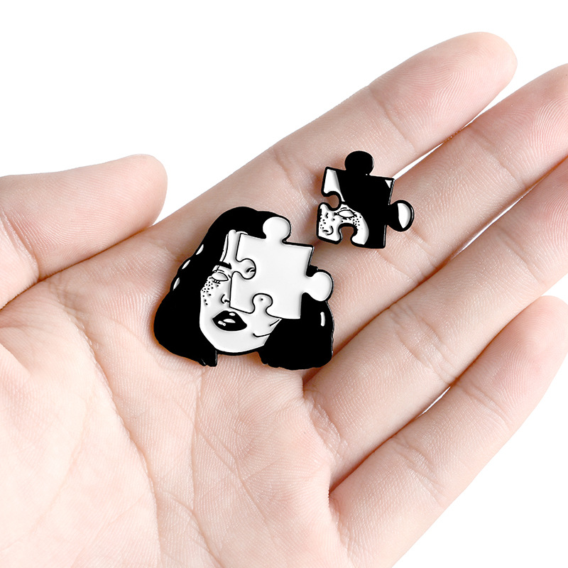 Jigsaw Woman Face Enamel Pins Divided Puzzle Pieces Brooches Brooches Badges Clothes Bags Punk Jewelry Gift for Friends
Jigsaw Woman Face Enamel Pins Divided Puzzle Pieces Brooches Brooches Badges Clothes Bags Punk Jewelry Gift for Friends