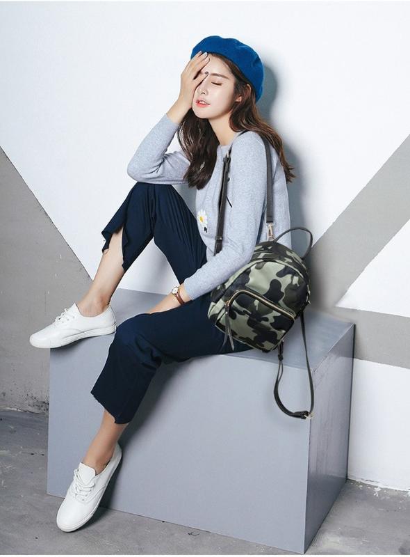 Korean version of the backpack 2020 new small backpack female bag Oxford cloth Army style mini, Black
Korean version of the backpack 2020 new small backpack female bag Oxford cloth Army style mini, Black