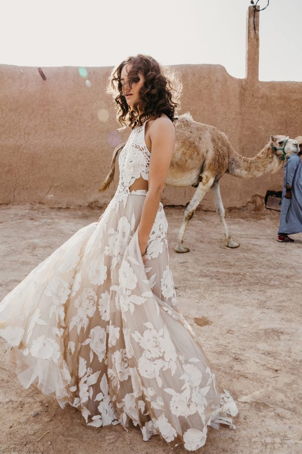 Summer Beach Dresses Halter Sexy Backless Sweep Train A e Appliqued Boho Lace Bridal Gowns wing Bohemian Wedding Dress