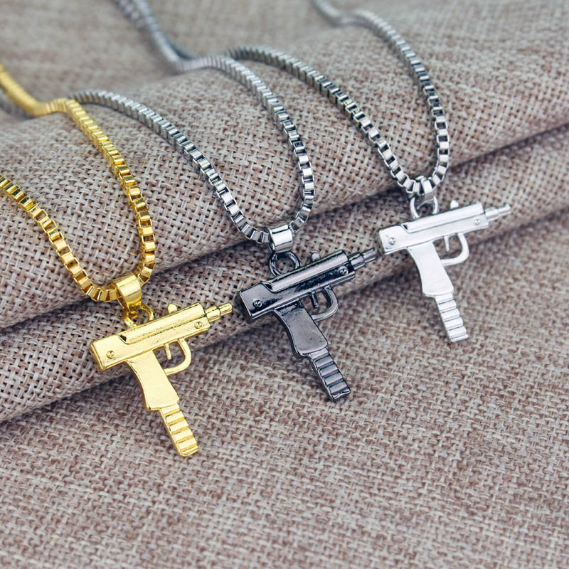 Gold Rose Vintage Plated Pistol Uzi Gun Pendants Necklaces Hip hop Uzi Neck Chain Necklace for Men Women Party Accessories Punk
Gold Rose Vintage Plated Pistol Uzi Gun Pendants Necklaces Hip hop Uzi Neck Chain Necklace for Men Women Party Accessories Punk