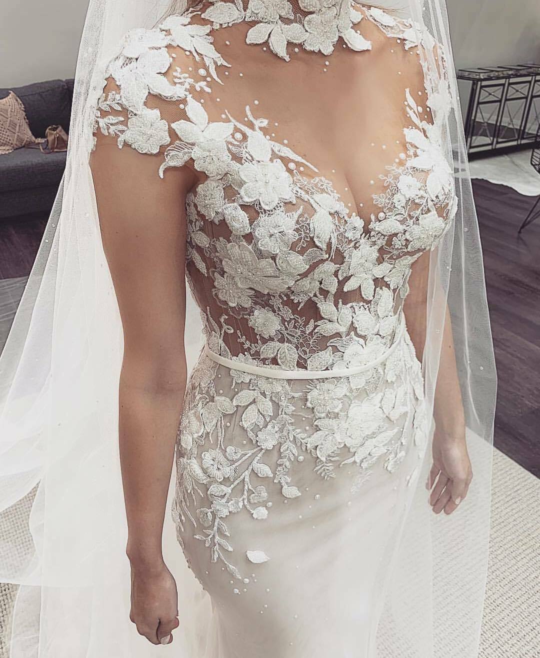 Modest High Neck Mermaid Wedding Dresses Cap Sleeve Vintage Lace Appliqued Bridal Gowns Pageant Formal Wedding Dress Robe de mariee