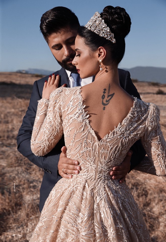 2020 Champagne Evening Dresses V Neck Lace Appliques A Line Formal Prom Dress Long Sleeve Arabic Special Gowns Robes De Soirée