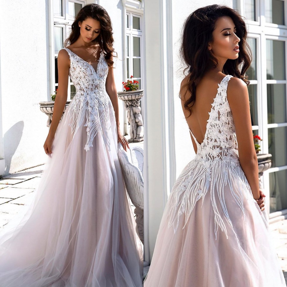 A Line Stunning Backless Lace Wedding Dresses Sheer V Neck Bridal Gowns Tulle Sweep Train Robe De Marie