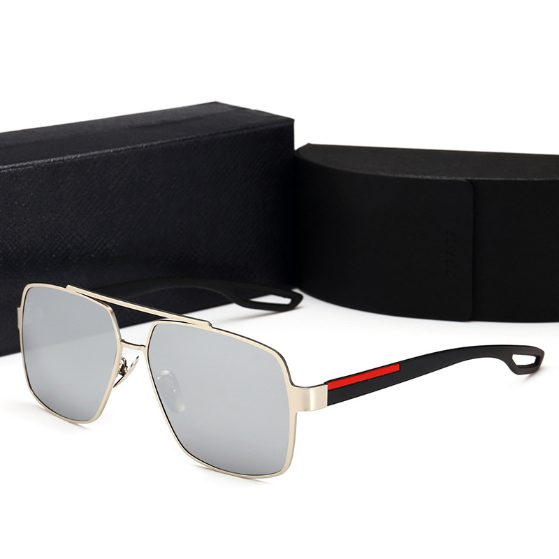 Hot selling Polarized sunglasses men women brand design classic fashion man woman sun glasses prevent UV glasses with Retail box and Case
Hot selling Polarized sunglasses men women brand design classic fashion man woman sun glasses prevent UV glasses with Retail box and Case