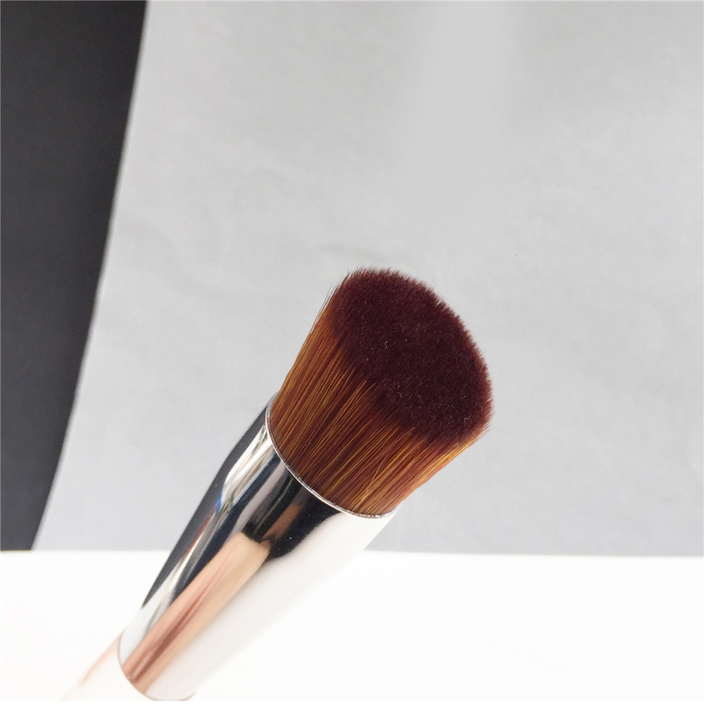 Trish McEvoy Wet/Dry Even Skin / Face Brush - Synthetic Face Foundation Contour Concealer Mineral Powder Makeup Brush Tools