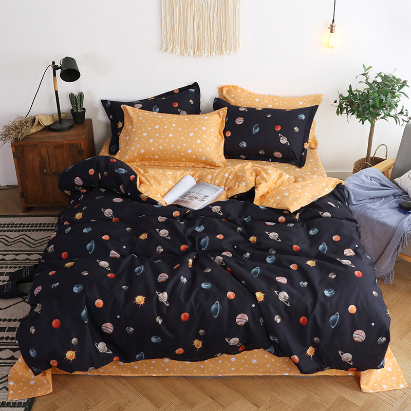 Home textile bedding thickening sanding quality tribute cotton designer bedding sets Quilt cover 4 pieces suit queen Bed Comforter, Random pillowcase 1pcs
Home textile bedding thickening sanding quality tribute cotton designer bedding sets Quilt cover 4 pieces suit queen Bed Comforter, Random pillowcase 1pcs
