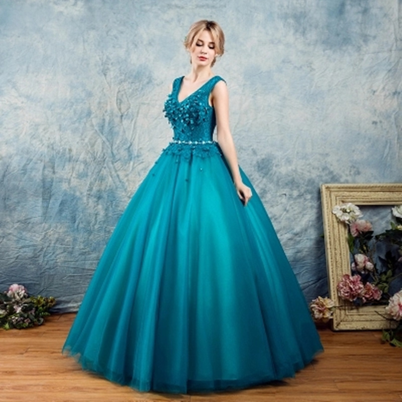 2018 Sexy Deep V-Neck Crystal Lace Appliques Ball Gown Quinceanera Dresses Beading Tulle Sweet 16 Dresses Debutante 15 Year Party Dress BQ96, Same as picture
2018 Sexy Deep V-Neck Crystal Lace Appliques Ball Gown Quinceanera Dresses Beading Tulle Sweet 16 Dresses Debutante 15 Year Party Dress BQ96, Same as picture