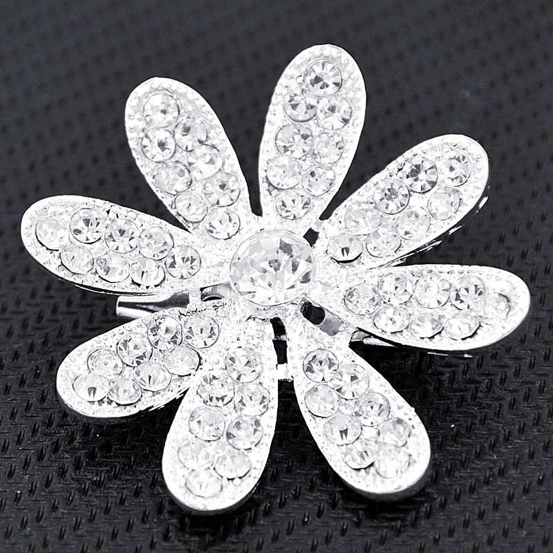 Exquisite Flower Rhinestone Shine Brooch Brooch Ma'am Banquet Full Dress Accessories Brooch Internal Trade
Exquisite Flower Rhinestone Shine Brooch Brooch Ma'am Banquet Full Dress Accessories Brooch Internal Trade