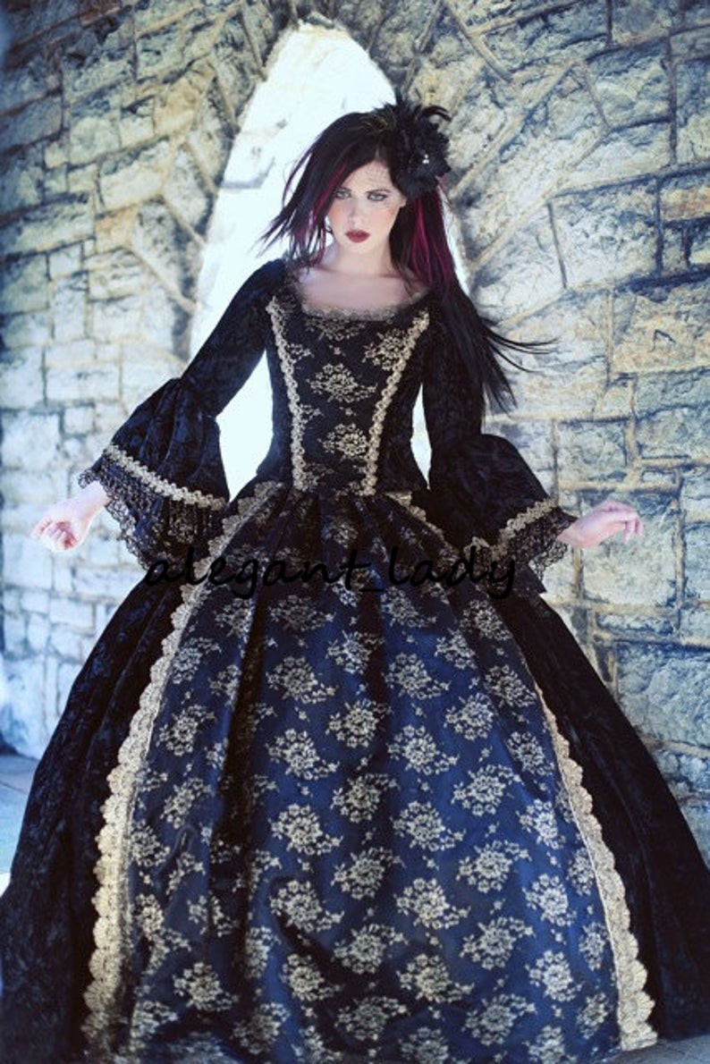 Gothic Renaissance Medieval Fantasy Wedding dress 2021 Vintage Black Gold lace-up Corset Back Sleeping Beauty Bride Gowns