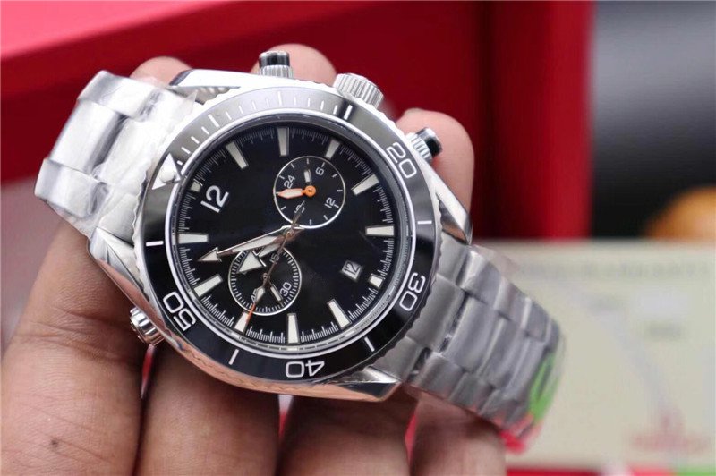 Man mechanical watch Steel watch for man watches stainless steel wrist watch automatic watches 341, Black
Man mechanical watch Steel watch for man watches stainless steel wrist watch automatic watches 341, Black