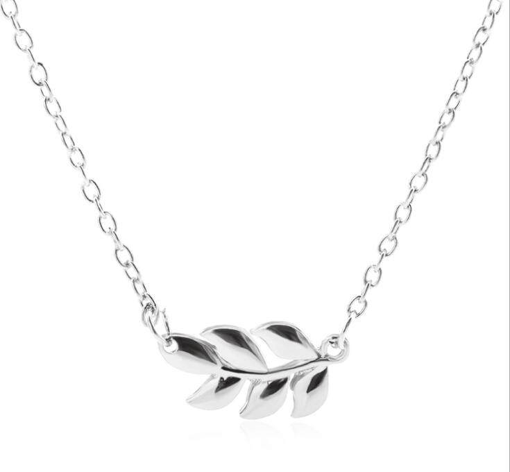 Small fresh necklace literary female necklace leaf grass pendant clavicle chain Wy449