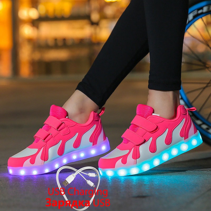 2019 Tenis Led Shoes Glowing Sneakers for Boys and Girls Light Up dance party Shoes for Kids Led Luminous Shoes 28-40 tenis infantil, Black
2019 Tenis Led Shoes Glowing Sneakers for Boys and Girls Light Up dance party Shoes for Kids Led Luminous Shoes 28-40 tenis infantil, Black