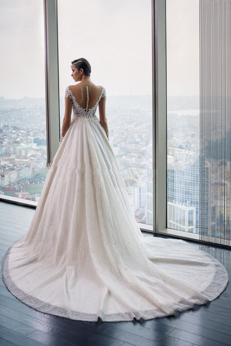 2019 Luxury Beading Wedding Dresses Lace Appliqued Long Sleeve Appliqued Bridal Gowns Boho Tulle A Line Wedding Dress Robe De Mariéee