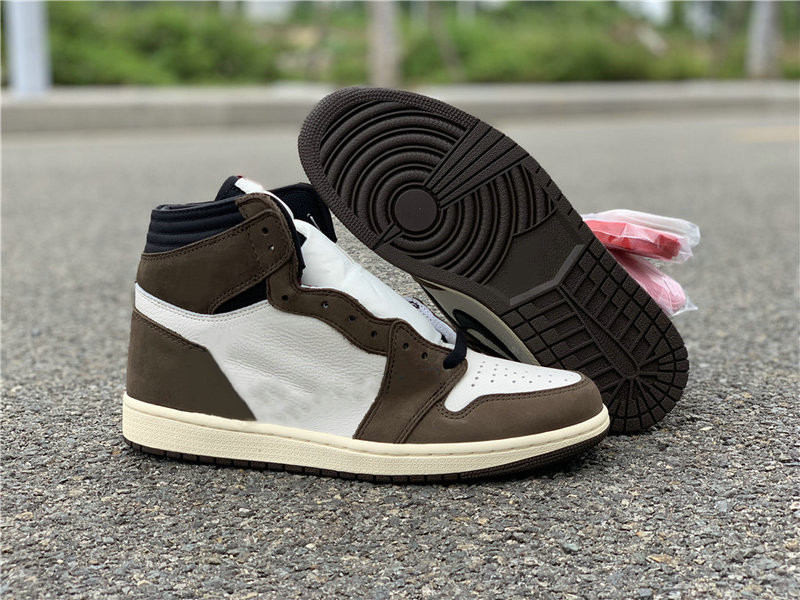 Highest Version 1 Sail Black Dark Mocha University Red Man Sport Sneakers Cactus Jack I Suede Fashion Trainers Come With Box
Highest Version 1 Sail Black Dark Mocha University Red Man Sport Sneakers Cactus Jack I Suede Fashion Trainers Come With Box