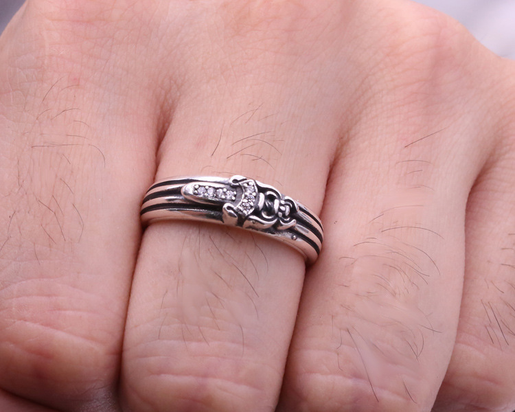 Personalized 925 sterling silver rings antique silver American vintage jewelry hand-made designer sword band rings for men & women nice gift