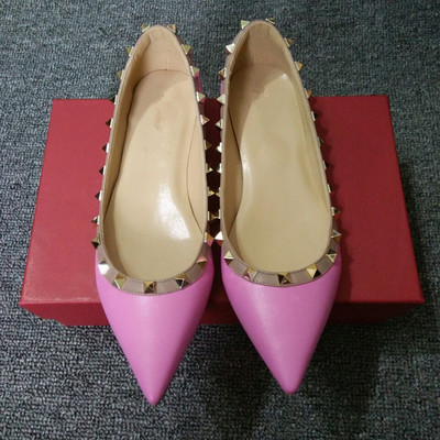 sale!genuine leather v stud ballerina flats blue black nude red yellow rose pink luxury designer runway classic fashion women dress shoes, As pic 2
sale!genuine leather v stud ballerina flats blue black nude red yellow rose pink luxury designer runway classic fashion women dress shoes, As pic 2