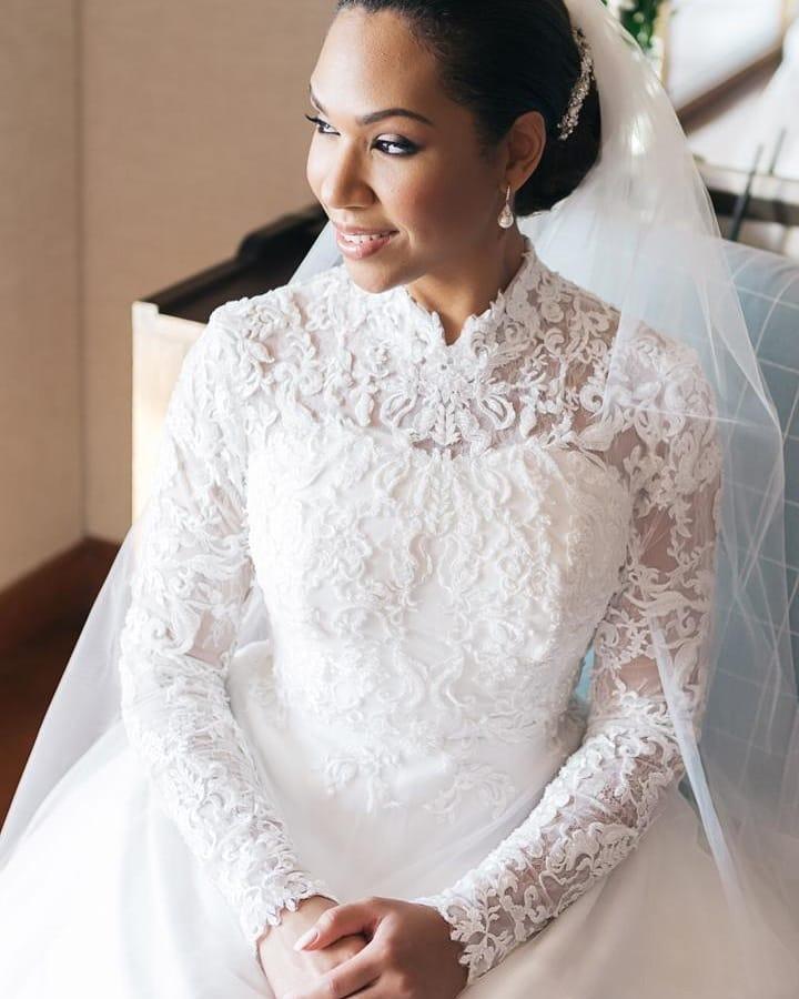 Lace Long Elegant Sleeves Wedding Dresses High Neck Beaded Bridal Gowns A Line Sweep Train Tulle Robe De Marie