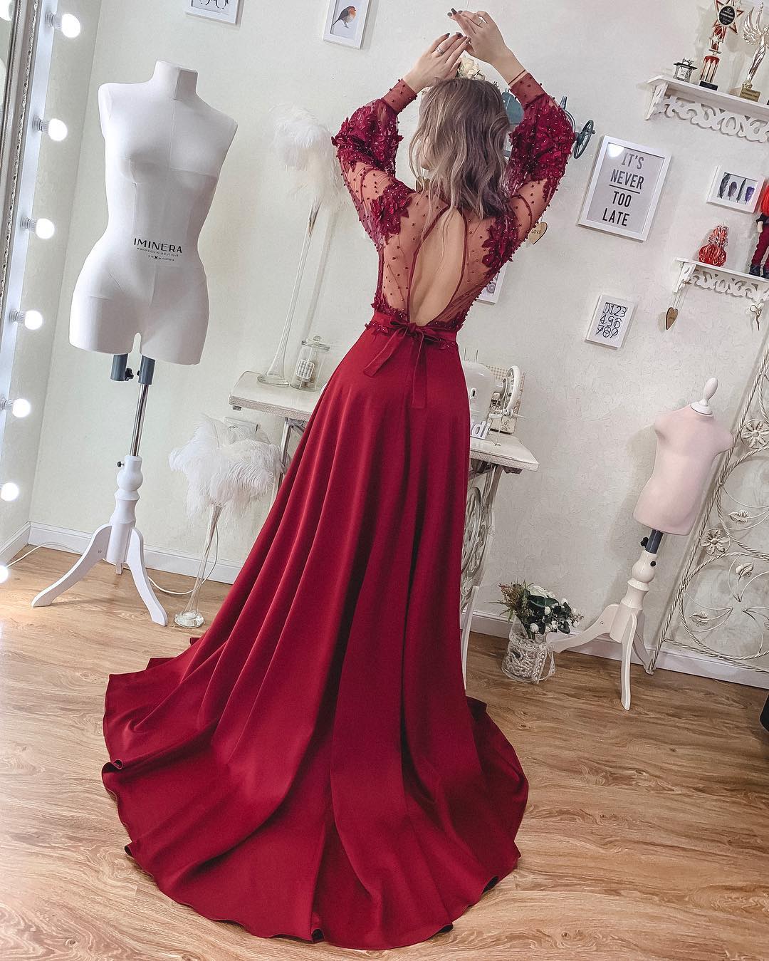 Burgundy Long Sleeve Evening Dresses High Neck Beads Hollow Satin Prom Gowns Plus Size Formal Party Dress Custom robes de soirée
